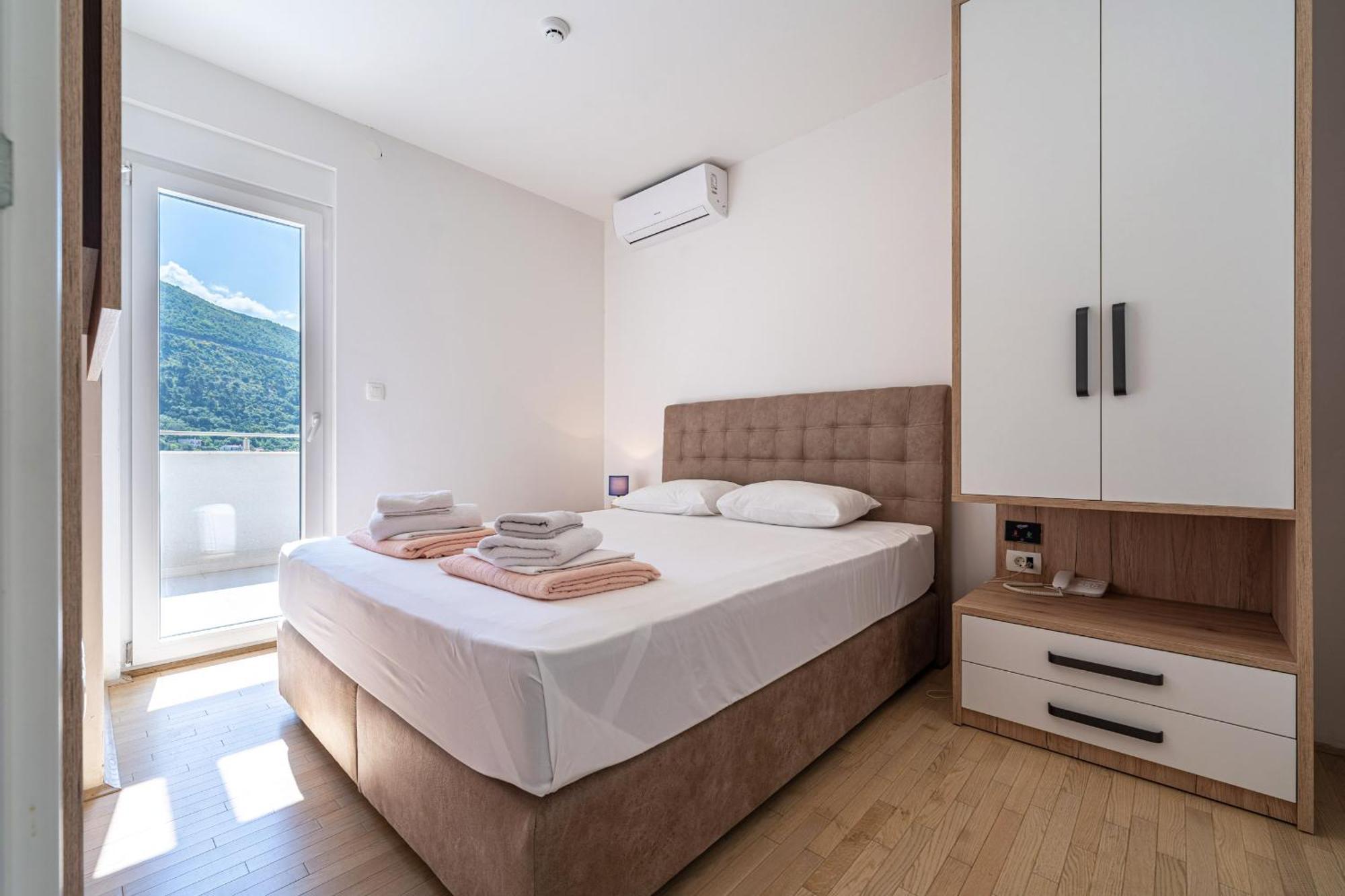 Marea Apartments Budva Room photo